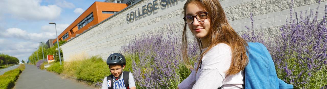 Pour la réussite de ses collégiens, le Nord est là ! Collegiens à vélo Collège Nina Simone