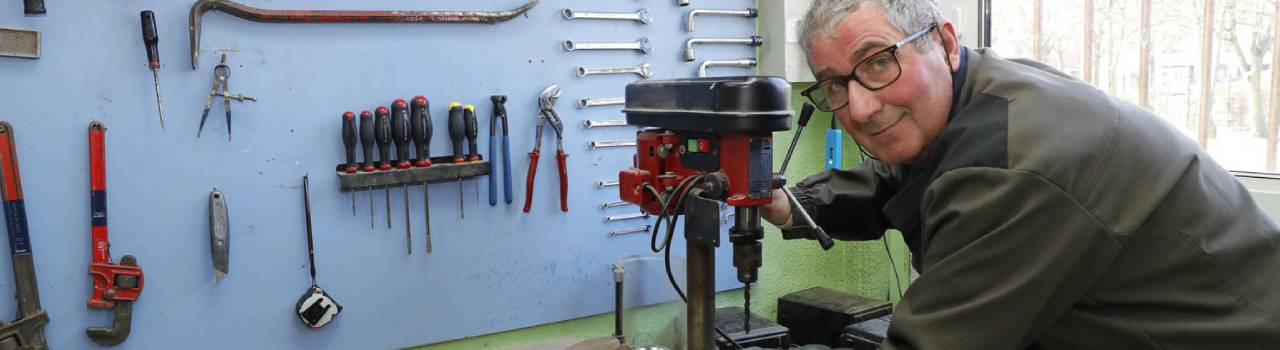 Zoom sur le métier d'agent de maintenance des collèges